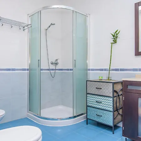 Prázdninový dům 4 Bedroom Beautiful In Níjar
